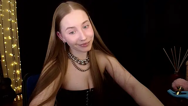 Snapshot of SindiWatsoon chatting on 03/31/26, 12:27 SindiWatsoon online show from 03/31/26, 12:27