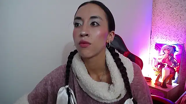 Snapshot of luly_pink chatting on 11/18/25, 03:34 luly pink online show from 11/18/25, 03:34