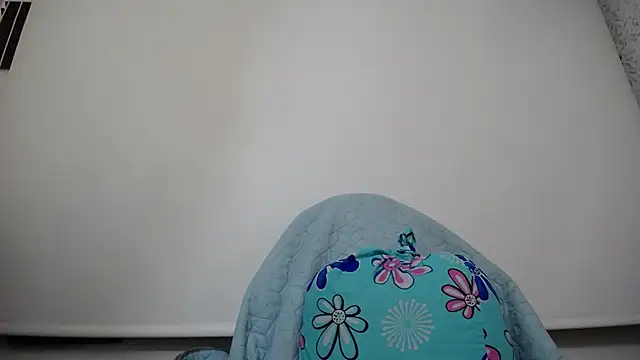 Snapshot of luly_pink chatting on 11/30/25, 05:00 luly pink online show from 11/30/25, 05:00