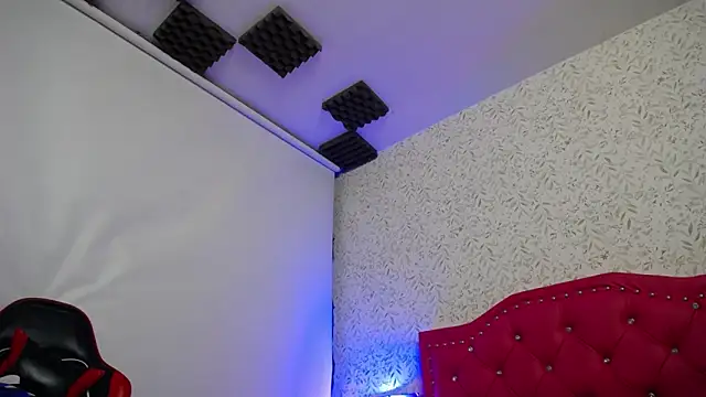 luly pink online show from 12/20/25, 03:13