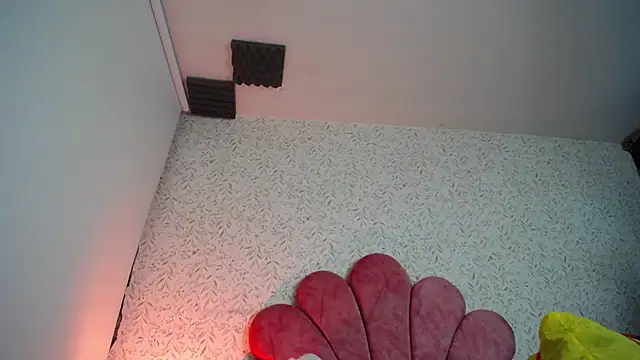 luly pink online show from 05/16/26, 04:53