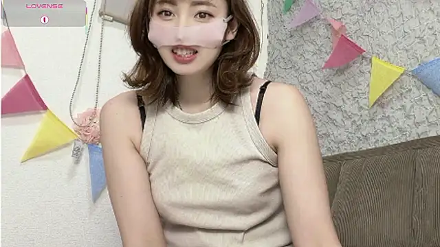 Snapshot of A33-asami chatting on 05/06/26, 01:25 A33-asami online show from 05/06/26, 01:25