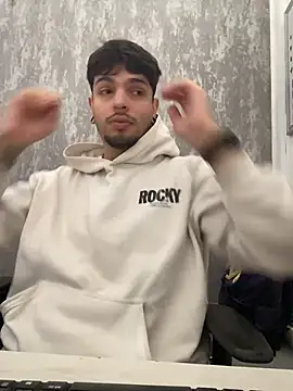 Snapshot of kurtz3 chatting on 10/23/25, 12:04 kurtz3 online show from 10/23/25, 12:04