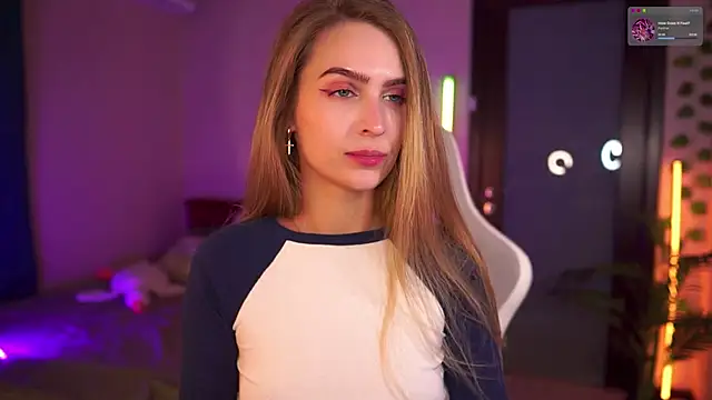 Kamila icee online show from 09/26/25, 06:56