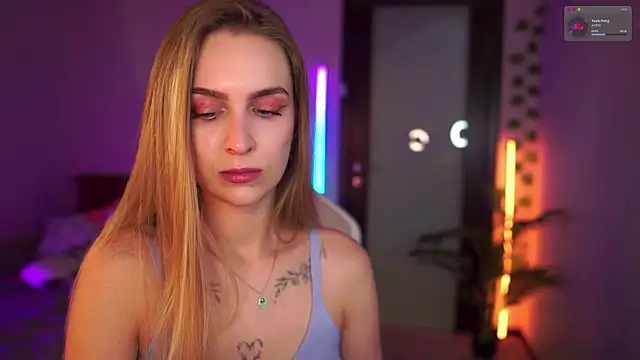 Kamila icee online show from 09/27/25, 07:41