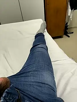 onbifeet online show from 02/20/25, 01:51