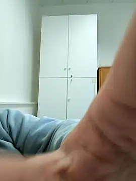 onbifeet online show from 03/04/25, 02:21