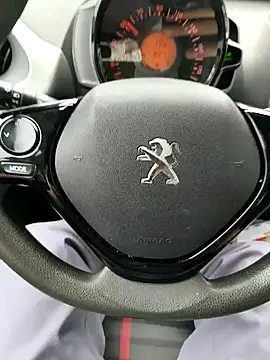 onbifeet online show from 03/18/25, 12:03