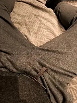 onbifeet online show from 12/18/25, 07:53