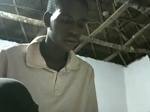 Snapshot of Bigras0011 chatting on 01/21/25, 02:54 Bigras0011 online show from 01/21/25, 02:54