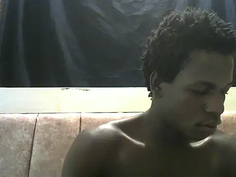Bigras0011 online show from 06/19/26, 02:49