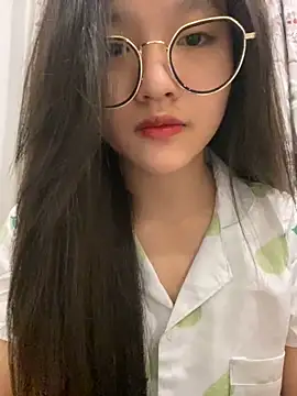 Krixxi22 online show from 12/11/24, 01:39