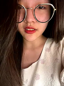 Krixxi22 online show from 10/08/25, 02:14