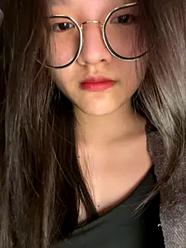 Krixxi22 online show from 10/10/25, 04:28