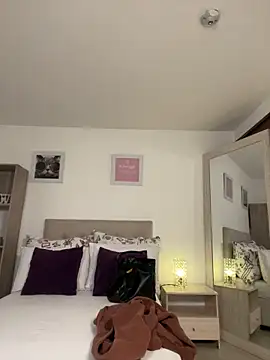 rubi star online show from 10/02/25, 04:25