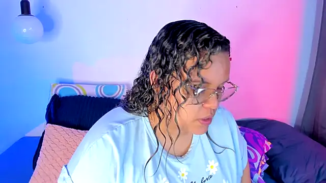 Snapshot of monicabbw_ chatting on 01/21/25, 05:09 monicabbw online show from 01/21/25, 05:09