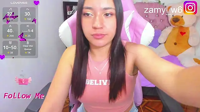 Snapshot of karla_cute01 chatting on 02/01/26, 05:06 karla cute01 online show from 02/01/26, 05:06