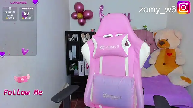 Snapshot of karla_cute01 chatting on 02/23/26, 05:05 karla cute01 online show from 02/23/26, 05:05