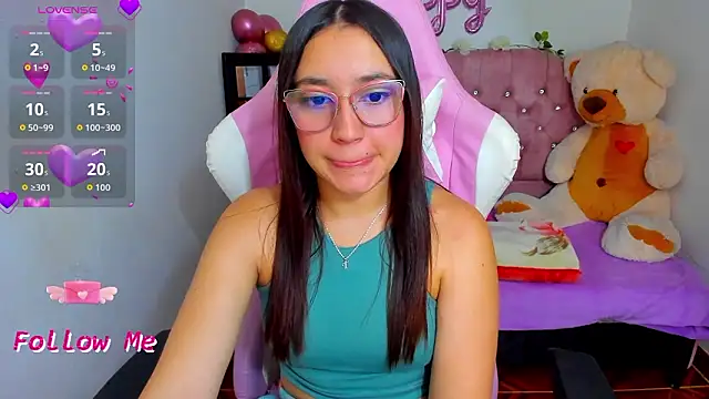 Snapshot of karla_cute01 chatting on 03/13/26, 08:10 karla cute01 online show from 03/13/26, 08:10