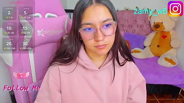 Snapshot of karla_cute01 chatting on 03/19/26, 07:01 karla cute01 online show from 03/19/26, 07:01