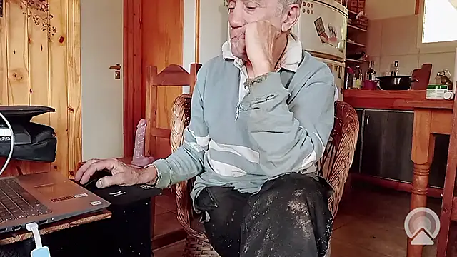 papifacu online show from 09/26/25, 04:55