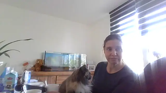 Snapshot of Mir_boobs_ chatting on 11/03/25, 11:11 Mir boobs online show from 11/03/25, 11:11