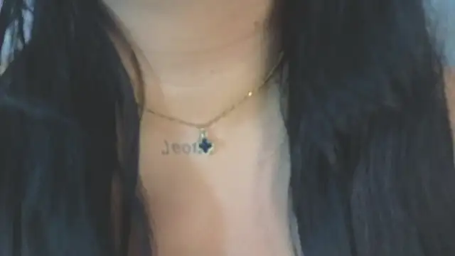 Snapshot of Scarlett_grey1 chatting on 02/17/26, 04:53 Scarlett grey1 online show from 02/17/26, 04:53