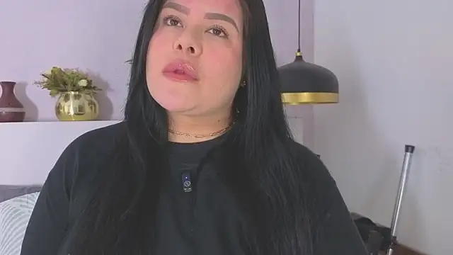 Snapshot of Scarlett_grey1 chatting on 03/02/26, 10:44 Scarlett grey1 online show from 03/02/26, 10:44