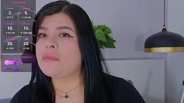 Snapshot of Scarlett_grey1 chatting on 03/04/26, 11:49 Scarlett grey1 online show from 03/04/26, 11:49