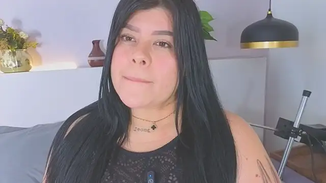 Snapshot of Scarlett_grey1 chatting on 03/20/26, 04:28 Scarlett grey1 online show from 03/20/26, 04:28