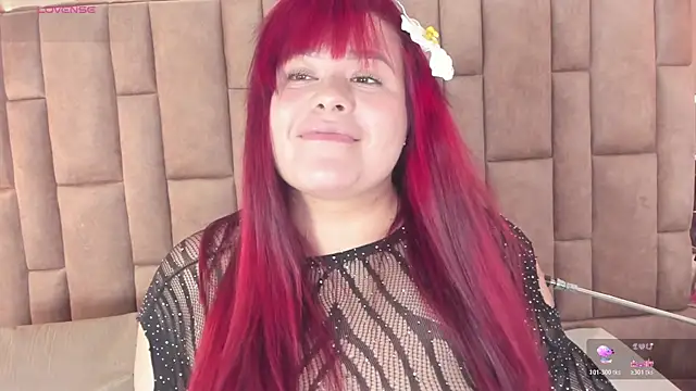 Snapshot of Scarlett_grey1 chatting on 04/21/26, 05:14 Scarlett grey1 online show from 04/21/26, 05:14