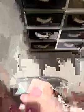 Deralboaus01 online show from 11/08/25, 04:51