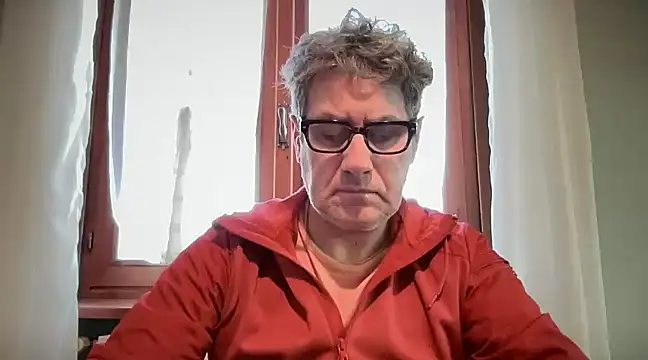 Snapshot of Britmi chatting on 12/28/24, 09:20 Britmi online show from 12/28/24, 09:20