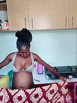 LOVELY-2BERRY online show from 02/15/26, 06:54