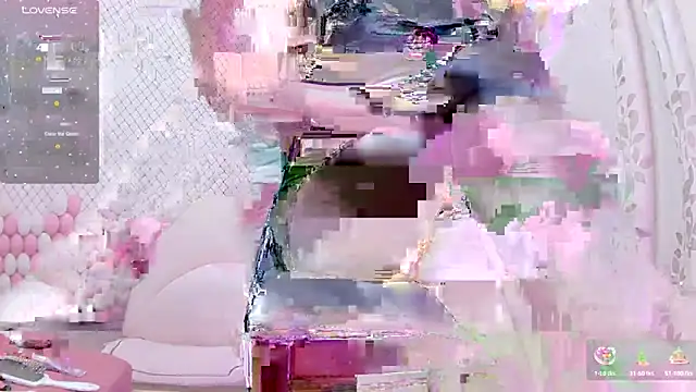 Snapshot of Sumi_y chatting on 12/03/25, 02:30 Sumi y online show from 12/03/25, 02:30