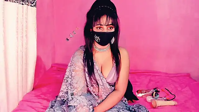 Snapshot of Lexi_Lore_X chatting on 10/17/25, 04:53 Lexi Lore X online show from 10/17/25, 04:53