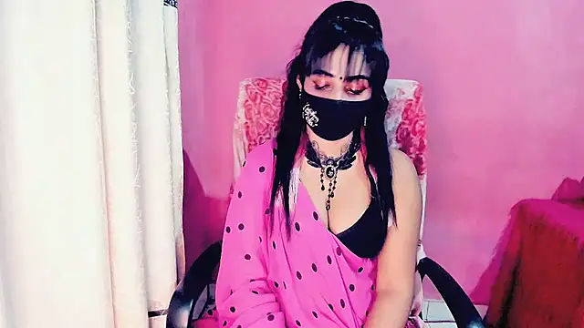 Snapshot of Lexi_Lore_X chatting on 07/25/26, 04:37 Lexi Lore X online show from 07/25/26, 04:37