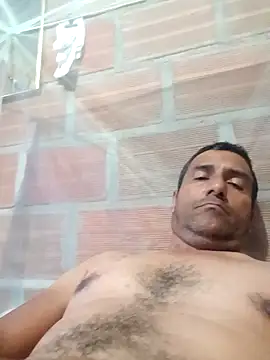 Snapshot of Janle_19c chatting on 12/28/24, 08:04 Janle 19c online show from 12/28/24, 08:04