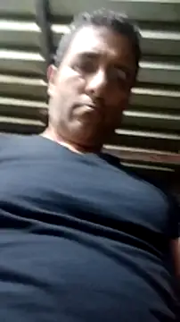 Snapshot of Janle_19c chatting on 01/04/25, 03:40 Janle 19c online show from 01/04/25, 03:40