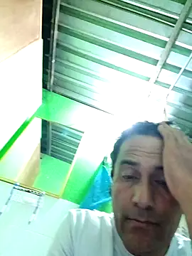 Snapshot of Janle_19c chatting on 02/08/25, 10:39 Janle 19c online show from 02/08/25, 10:39