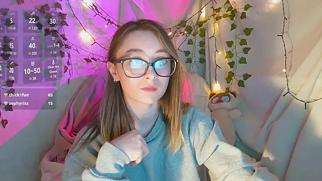 monlight  dana online show from 12/03/24, 01:43