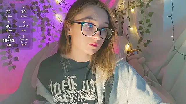 monlight  dana online show from 12/04/24, 12:25