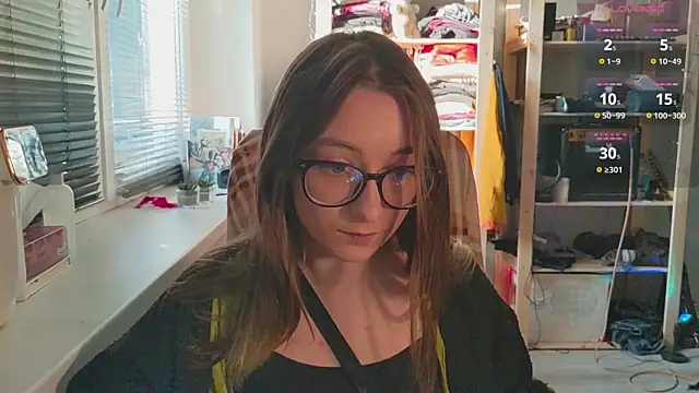 monlight  dana online show from 02/12/25, 01:48