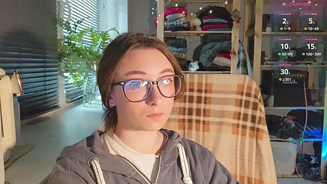 monlight  dana online show from 03/18/25, 01:20