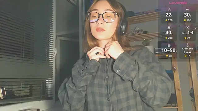 monlight  dana online show from 09/29/25, 09:19