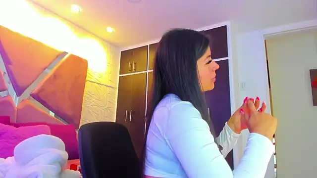 Charlotte Ice1 online show from 03/08/25, 05:11