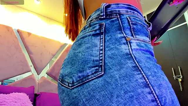 Charlotte Ice1 online show from 09/14/25, 05:23