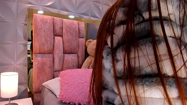 Charlotte Ice1 online show from 04/16/26, 01:12