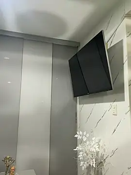 LARIANA RIVERA23 online show from 02/12/26, 05:02