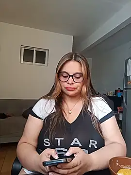 Snapshot of Alex_flair chatting on 04/09/26, 01:05 Alex flair online show from 04/09/26, 01:05